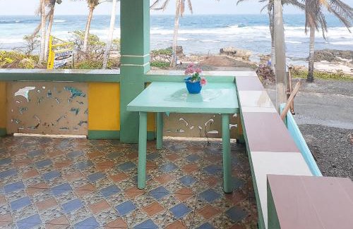 Pagudpud Hotel | RedDoorz at Precious Dem Beach Resort Pagudpud