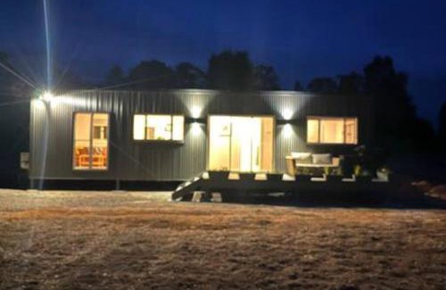 Lake Fyans House | Redman View Luxury Lakeside Cabin