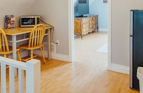 Niagara Falls Bed & Breakfast | Redwood Bed and Breakfast