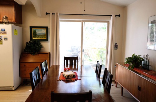 Mount Shasta House | Redwood Garden Cottage