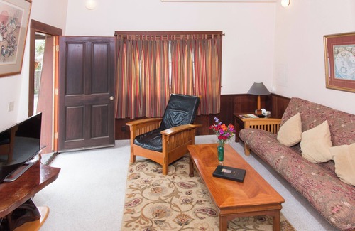 Mendocino Apartment | Redwood Tower with WiFi in charming Mendocino