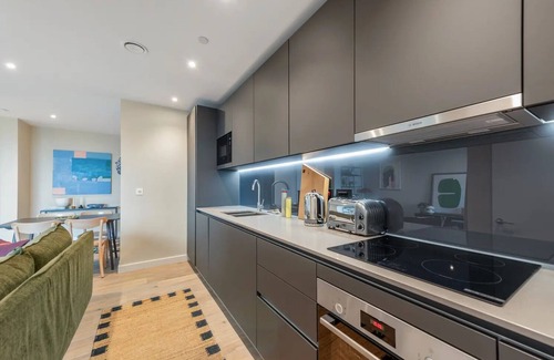 Bromley North Apartment | Reed Avenue Two Bedroom Escape