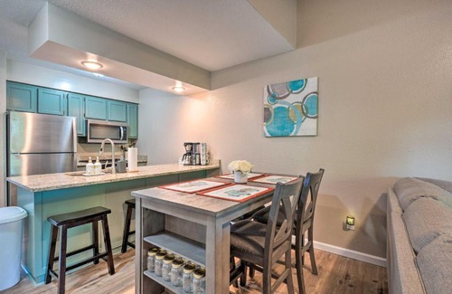 Notch Estates Apartment | Reeds Spring Condo Near Aquarium at the Boardwalk!