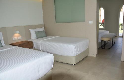 El Hadaba Resort | Reef Oasis Beach Aqua Park Resort