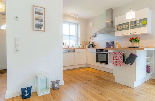 Eiderstedt Apartment | Reetdachhaus Friesentraum