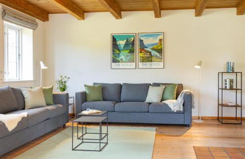 Nebel House | Reetdachhaus Stavanger