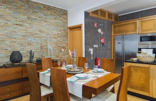 Velas House | Refúgio à Beira Mar