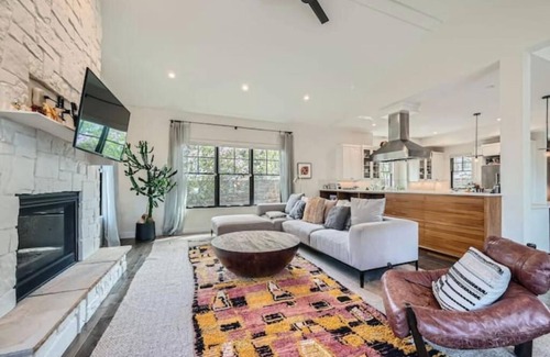 Old North Boulder House | Refined Boulder Living - Furnished 5BDR Gem