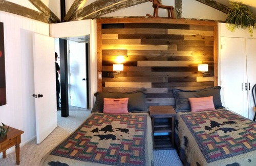 Big Canoe Cabin | "Refined Rustic" Round Retreat