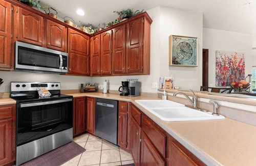 Hollister Condo | Reflection Retreat - A quiet Oasis by Table Rock Lake. Come and relax!