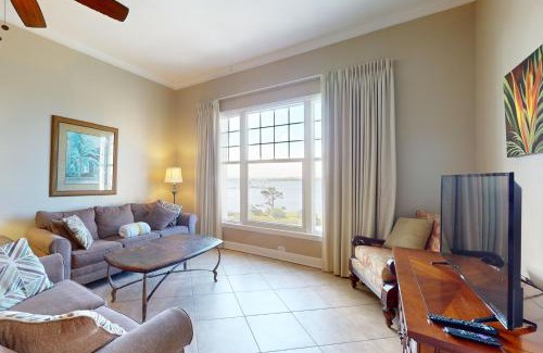 Upper Grand Lagoon Apartment | Reflections At Bay Point 608