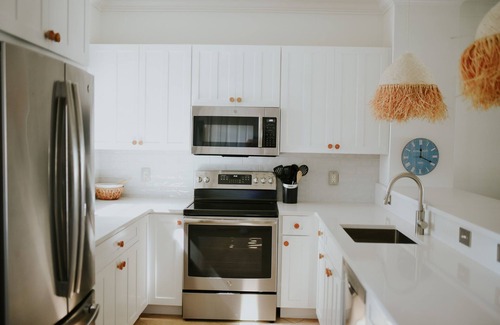 Marathon Villa | Refreshed & Elevated Indigo Reef Luxury Villa 15, 3BR, 2 1/2 BA with Boat Slip