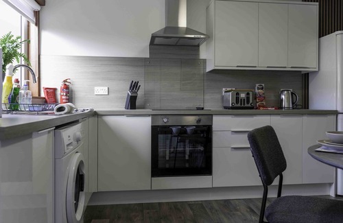 Bathgate House | Refreshing Modern House in West Lothian