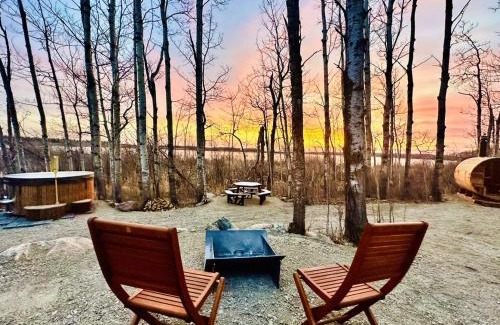 Central Alberta Other | Refuge Bay's Aqua Tiny Home - Luxury Off Grid Escape