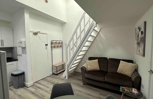 Colwyn Bay Apartment | Refurbed flat central Colwyn Bay