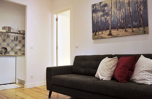 Setubal Apartment | Refurbished apartment with air conditioning in the center of Setúbal