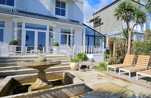 Deal Cottage | Regency Apartment - a holiday let that sleeps 4 guests in 2 bedrooms