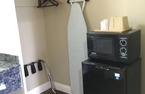 Moreno Valley Hotel | Regency Inn And Suites