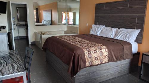 Galena Park Hotel | Regency Inn and Suites Galena Park