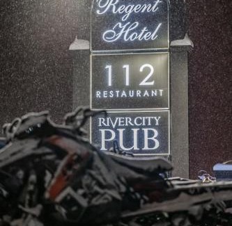 Revelstoke Hotel | Regent Hotel Revelstoke