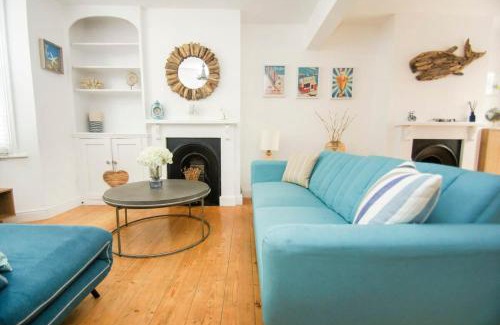 Montpelier House | Regent House - by Brighton Holiday Lets