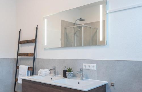 Meissen Apartment | REGENT Neu! Wlan-Netflix-Küche- Meißen Altstadt-SBahn-DD, Elbufer
