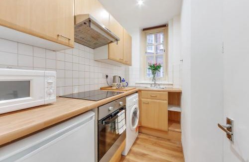 St. Johns Wood Apartment | Regent's Park apartment