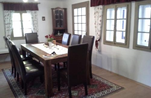 Krieglach House | Reginas Ferienhäuschen