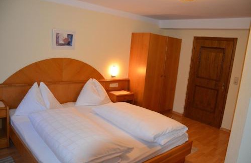 Werfen Hotel | Reitsamerhof - Zimmer & Apartments