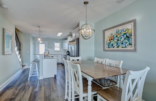 Sneads Ferry House | Rejuvenate! Full 4Plex Oceanfront Rental w/Views | Pool | 4 Hot Tubs | Elevator
