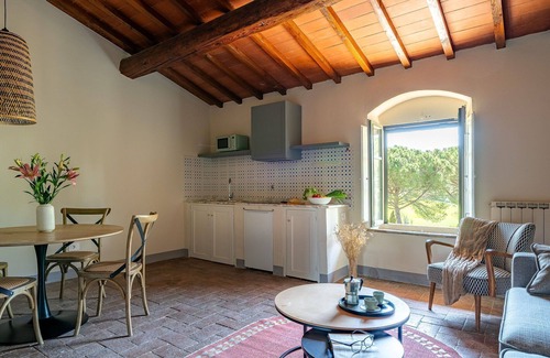 San Pietro in Bossolo Villa | Relais Badia a Passignano - Tempranillo Apartment