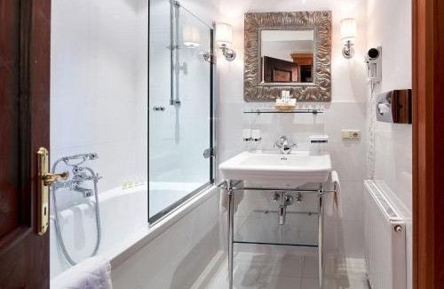 Kitzbuehel Hotel | Relais & Châteaux Hotel Tennerhof