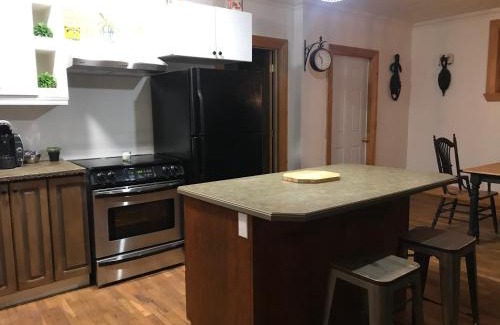 Montmagny Regional County Municipality Apartment | Relais Chez Rosa , Un Repos Climatisé Bien Mérité