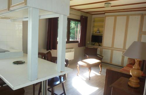 Pertheville-Ners Ski Chalet | Relais Du Saussay