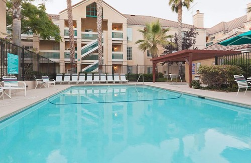 San Bruno Resort | Relax and Recharge! 2 Modern Units, Free Breakfast, Pet-friendly, Pool, Kitchen!