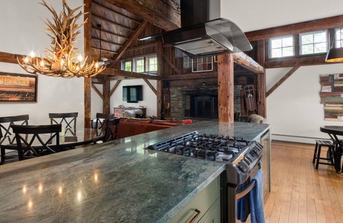 Warren Condo | Relax and Recharge: Farmhouse Condo with Hot Tub in Sugarbush Paradise