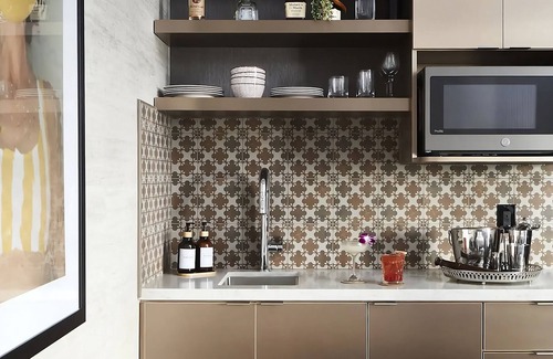 Coral Gables House | Relax and Recharge! Rooftop Pool, Pets Allowed! Close to University of Miami!