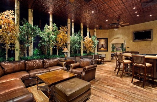 Elko Hotel | Relax and Unwind! 3 Convenient Units, Outdoor Pool, FREE Parking, Pets Allowed!