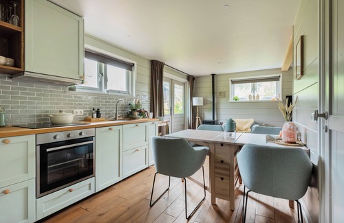Gasselte House | Relax and unwind in this peaceful, cozy and stylish space. The forest cottage is located on the Holiday Park de Kremmer in Gasselte, in the middle of the woods and within walking distance of a beautiful swimming lake. For the cycling enthusiast there