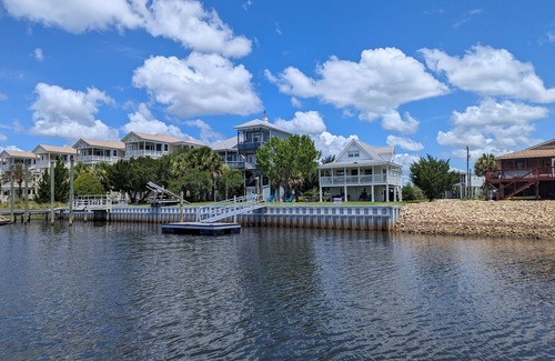 Crawfordville House | Relax at Shell Point Beach! Golf cart included! ⛳️
