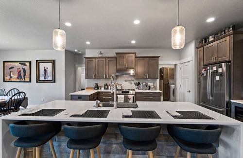 Coeur d'Alene House | Relax. Disconnect. Enjoy. Easy access to everything yet quiet and truly unique.