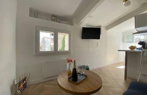 Flayosc House | Relax&Enjoy, bicycle/motorcycle garage, village center