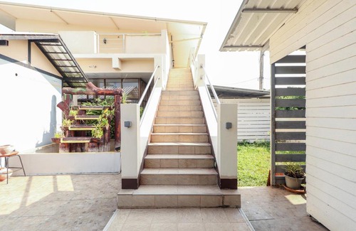 Saraphi Hotel | Relax Garden House