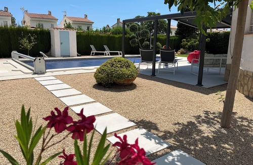 Miami Platja Villa | Relax in a Private Modern Villa