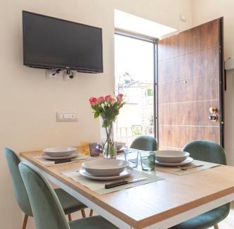 Busto Arsizio Apartment | Relax in centro - 10 min Malpensa e 20 da Milano parcheggio gratis