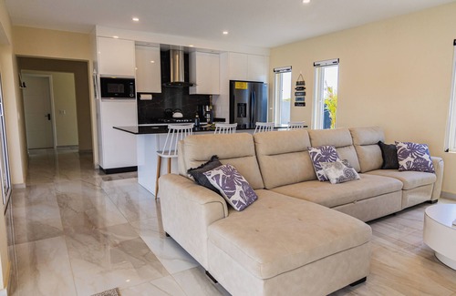 San Nicolas Zuid House | Relax in Style: 3BR Home with Private Pool near San Nicolas