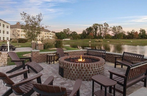 Williamsburg Condo | Relax in Style: 4BR Condo w/Balcony @ Wyndham GG