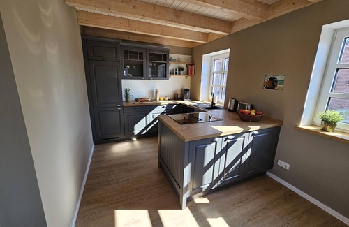 Rysum House | Relax in the newly built vacation home Mühle 5 with sauna, up to 6 pers.