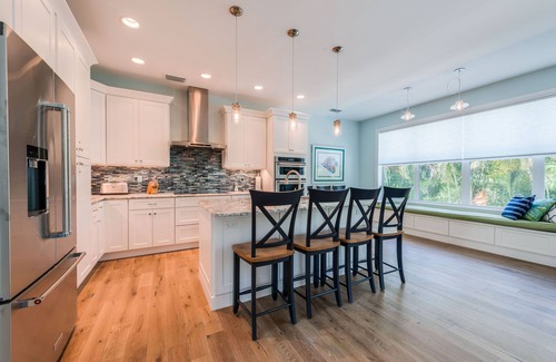 Captiva House | Relax in this renovated home that sleeps 10. Near the village and beach