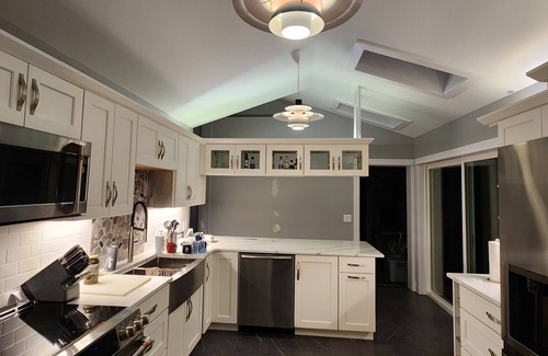 Frankfort House | Relax in your home; yards from the Frankfort Beach and the downtown attractions.